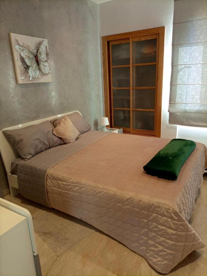 Cozy & Luxurious Apartment With Seaview ブズニカ エクステリア 写真